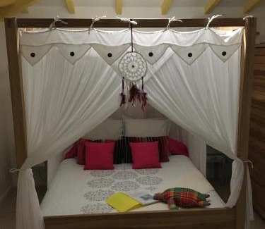 Le Moule Bed & Breakfast | Chambre d'hôtes Au Bel'vue chez Sandrine