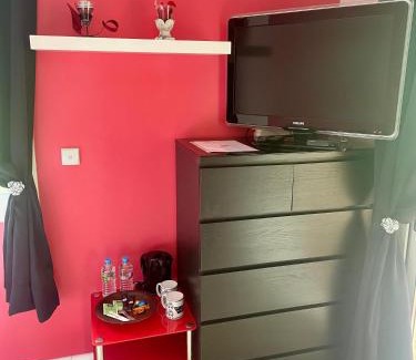 Bourg-Achard Bed & Breakfast | Chambre d'hôtes avec accès privé