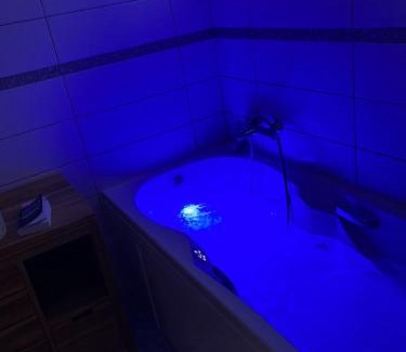 Lagorce Bed & Breakfast | Chambre d'hôtes Bambou- A l'Ombre des Tilleuls