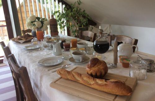 Charleval Bed & Breakfast | Chambre d'hôtes de Charleval