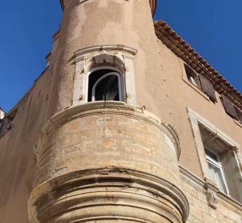Hyeres City Centre Bed & Breakfast | Chambre d Hôtes de charme, Coeur de la vieille Ville