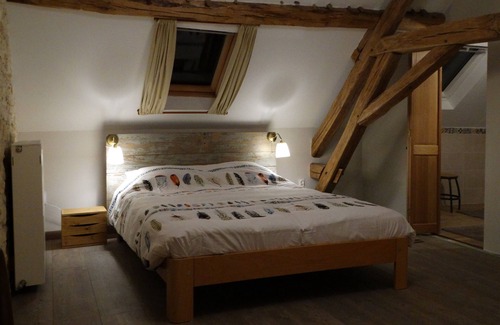 Herry Bed & Breakfast | Chambre d'hôtes Le Corbier, an ideal resting place in central France.