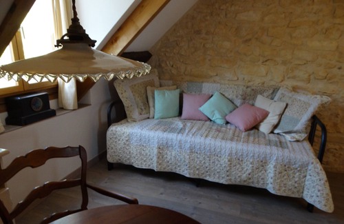 Herry Bed & Breakfast | Chambre d'hôtes Le Corbier, an ideal resting place in central France.