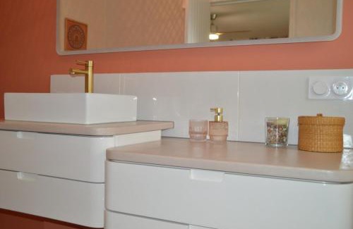 Bruniquel House | Chambre d'hôtes LE FLACON DE LA VERROUILLE