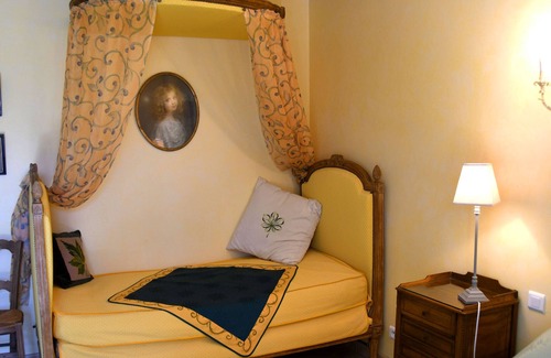Murs Bed & Breakfast | Chambre D'hôtes Spacieuse et Calme au Coeur du Luberon