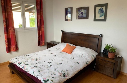 Mont-sur-Rolle Bed & Breakfast | Chambre D'Hôtes Wellingtonia
