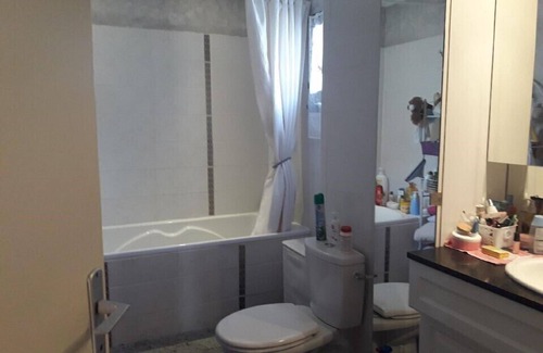 Voisins-le-Bretonneux Bed & Breakfast | CHAMBRE D'HÔTE CONFORTABLE