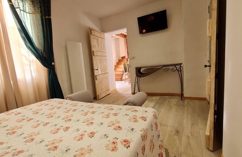 Puy-l'Eveque Bed & Breakfast | Chambre d'hôte Opale - Refinement, serenity and well-being guaranteed