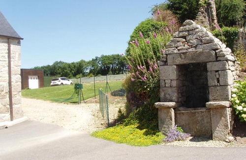 Berrien Bed & Breakfast | Chambre d'hotes Ty Braz 19 Tilibrennou 29690 BERRIEN