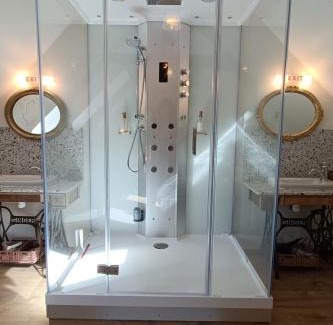 Octeville-sur-Mer Bed & Breakfast | Chambre dHôtes GALET EN LIN dans Ecolodge ENTRE MER & CAMPAGNE