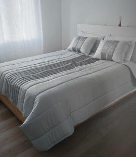 Monthey House | chambre enjoyed privé espaces communs à partager