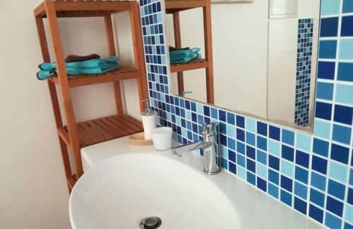 La Verrie Bed & Breakfast | Chambre "fil de L'o"