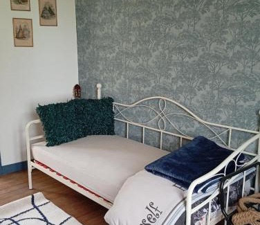 Questrecques Bed & Breakfast | Chambre Fleur de Lys