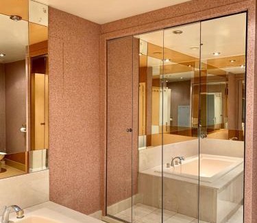 Boulogne-sur-Gesse Apartment | Chambre