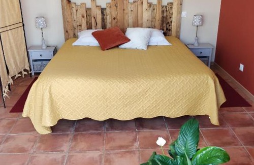 Saint-Andre-de-Roquelongue Bed & Breakfast | Chambre d'hôtes La Romaine