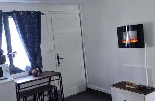 Adamville House | Chambre Indépendante au Calme Saint-maur-des-fossés