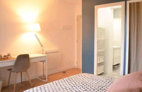 Le Pellerin House | Chambre indépendante - WC et SDB privatifs
