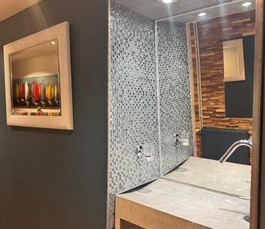 Wambrechies House | Chambre indépendante avec parking