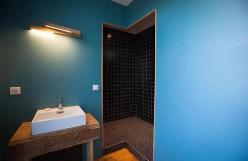 Bonnefamille Bed & Breakfast | Chambre Même pas malle L'Alouette, 20 minutes from the airport.