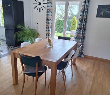 Chassagny House | Chambre Maeva chez Laurent