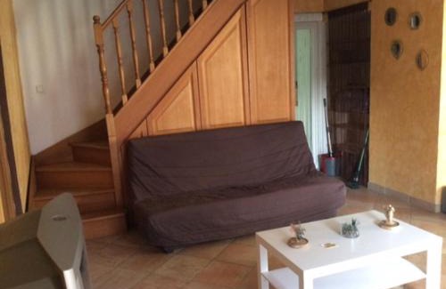 Roissy-en-France House | CHAMBRE PRIVÉE EN CENTRE VILLe