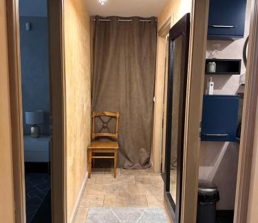 La Wantzenau House | chambre privative au rez de jardin dans villa