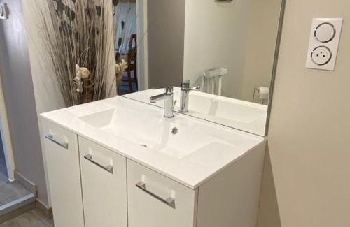 Fontainebrux Bed & Breakfast | Chambre privative chez Toutoune