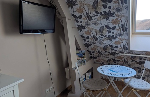 Le Lude Bed & Breakfast | Chambre Rose Blanche