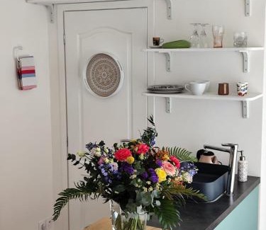 Teyran Bed & Breakfast | Chambre studio indépendante au calme avec piscine et climatisation