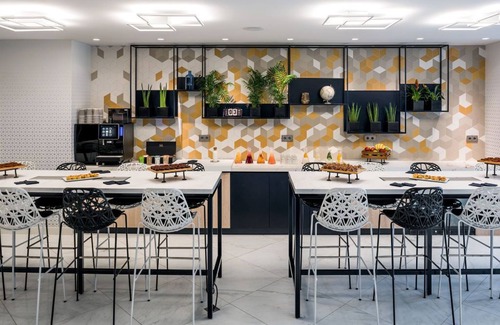 Le Mesnil-Amelot Apartment | Chambre triple près CDG | Navette gratuite