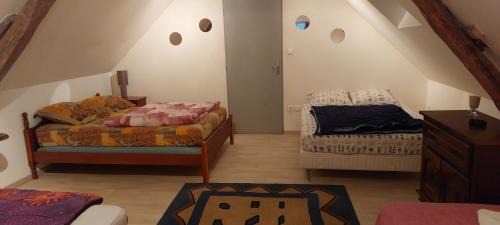 Luthenay-Uxeloup Bed & Breakfast | Chambres chez l habitant proches circuit Magny Cours