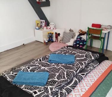 Pons House | Chambres chez l'habitant proche sortie A10
