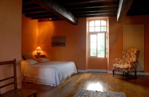 Saint-Antoine-de-Breuilh Bed & Breakfast | Chambres d'Hôtes La Bastide des Trémières