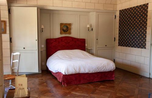 Les Chapelles-Bourbon Bed & Breakfast | Chambres d'Hôtes Manoir de Beaumarchais