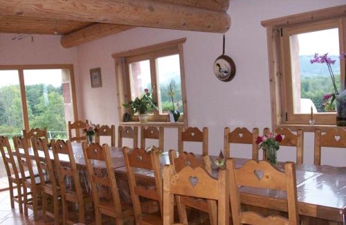 Provencheres-et-Colroy Bed & Breakfast | Chambres d'hôtes la Ferme du Canard Argenté