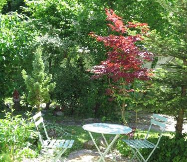 Vienne-le-Chateau Bed & Breakfast | CHAMBRES D'HÔTES LA MADELEINE