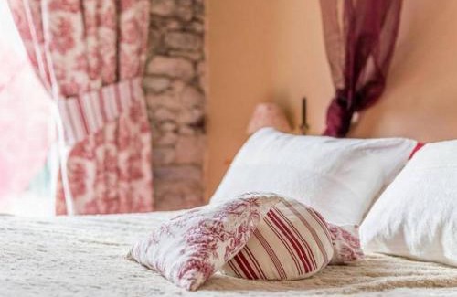 Plumeliau Bed & Breakfast | Chambres d'hôtes - Au Domaine des Camélias