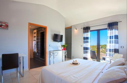 Santa Giulia Bed & Breakfast | Chambres d'hôtes Casa di l'Oru