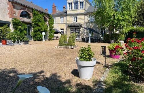 Vernou-sur-Brenne Bed & Breakfast | Chambres d'hôtes & Spa Les Perce Neige
