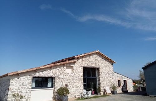 Rocheserviere Bed & Breakfast | Chambres d'hôtes LA GRANGE DU PA de LA GROLLE