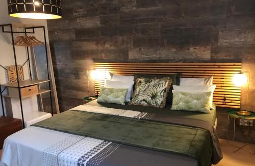 Rognes Bed & Breakfast | Chambres d'hôtes La Manola