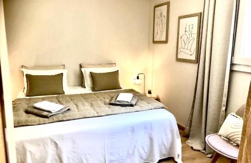 Rognes Bed & Breakfast | Chambres d'hôtes La Manola