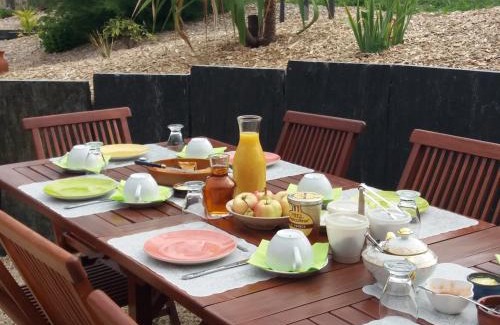 Pleven Bed & Breakfast | Chambres d'Hôtes La Rompardais