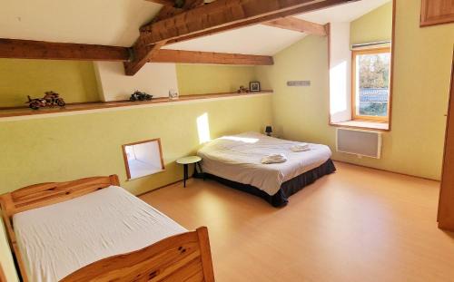 Tiffauges Bed & Breakfast | Chambres d hôtes Le Bois Corbeau