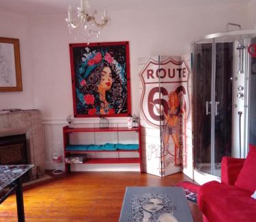 Bransat Bed & Breakfast | chambres d hôtes Le labyrinthe du peintre
