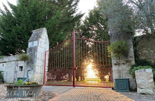 Theneuil Bed & Breakfast | Chambres d'Hôtes Les Bournais - Le Clos Milady