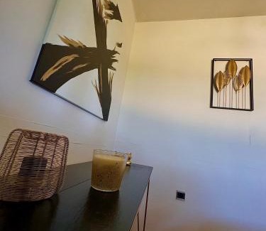 Tourtrol House | Chambres d'hôtes Les Tois Pins