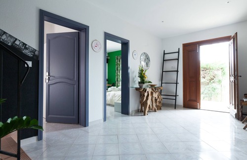 Grezan Bed & Breakfast | Chambres d'hôtes Les villas du triangle