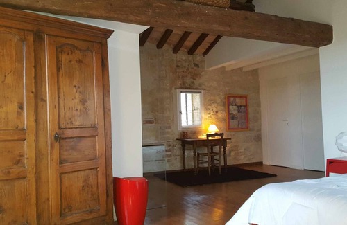Montfrin Bed & Breakfast | Chambres d'Hôtes Lou Calvari