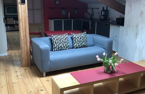 Auros Bed & Breakfast | Chambres d'Hôtes Rouge Bordeaux